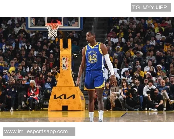 科尔在直播中表达对库明加的喜爱并期待他成为最佳状态的愿望