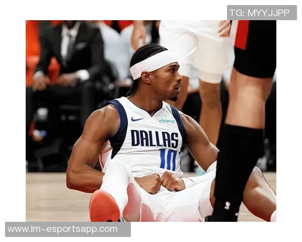 独行侠将继续考虑交易浓眉的可能性弗拉格成为球队长期标志性人物