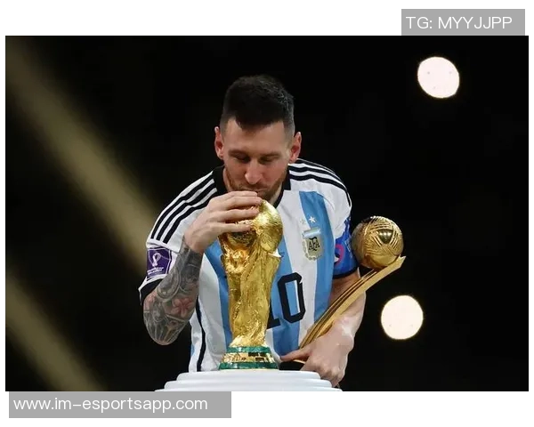 世界杯百大球星评选揭晓姆巴佩荣登榜首哈兰德紧随其后梅西第八C罗位列第二十五